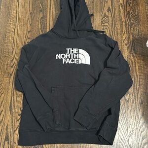 Men’s black north face hoodie size large